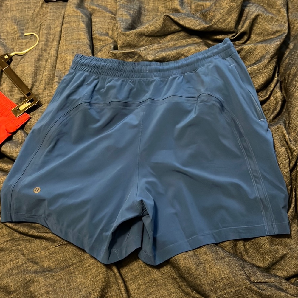 Lulu pace breaker liner less shorts 5inch